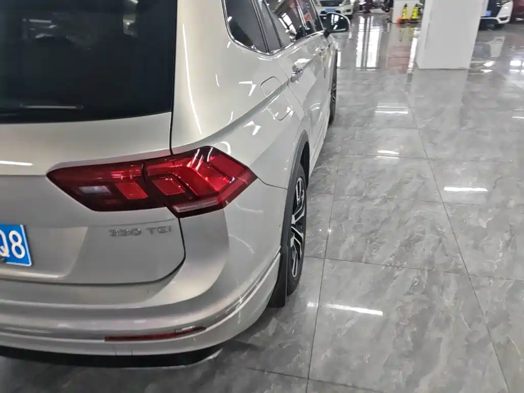 Volkswagen Tiguan L — миниатюра 8