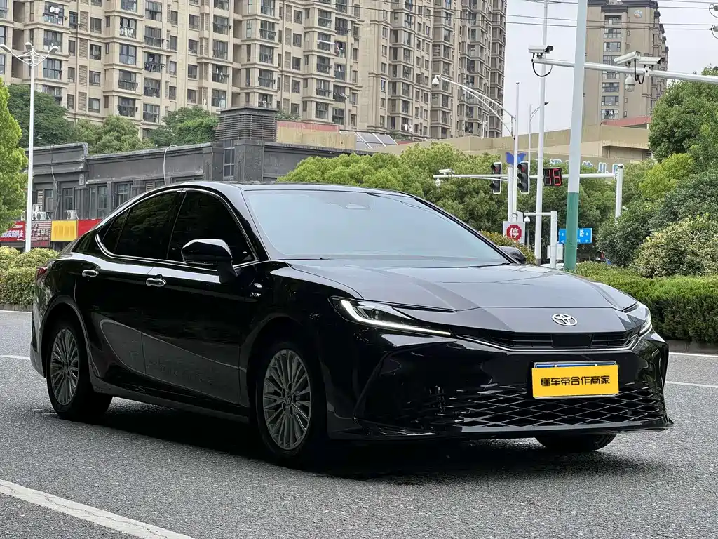 Toyota Camry 2024 2.0HGVP Luxury
