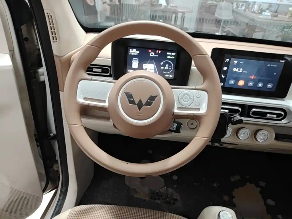 Wuling MINIEV — миниатюра 11