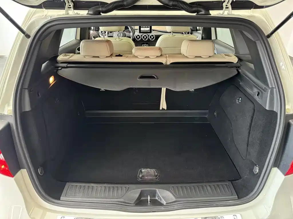 Mercedes-Benz B-Class — миниатюра 16