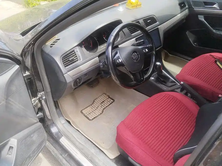 Volkswagen Lavida — миниатюра 9