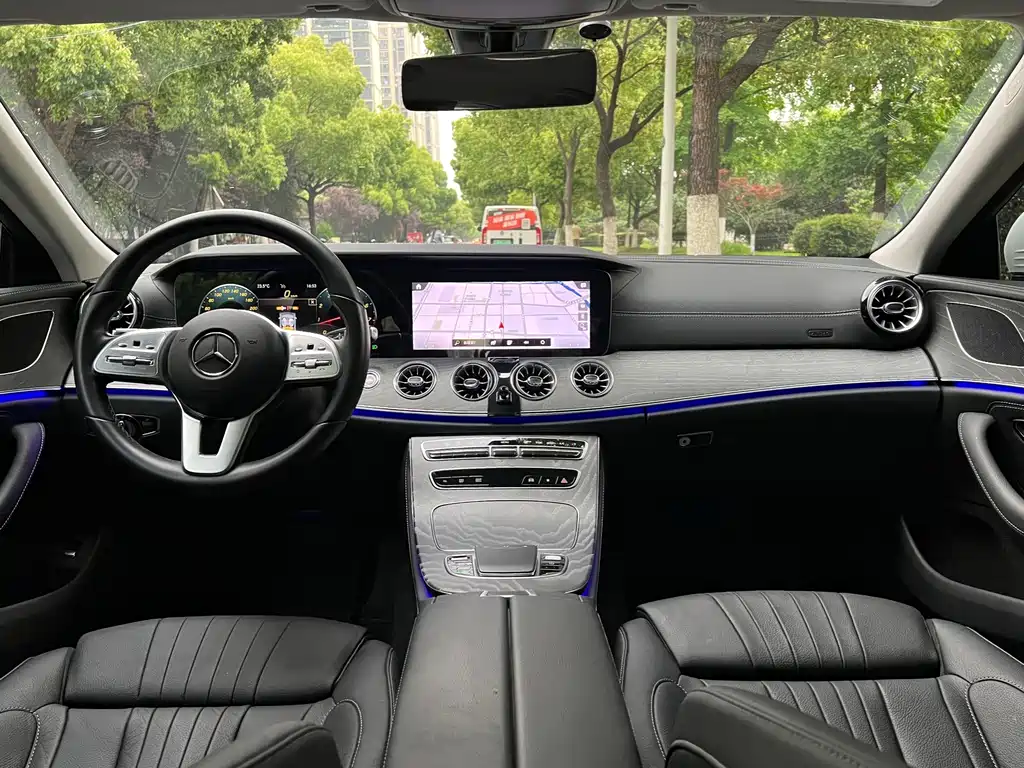 Mercedes-Benz CLS — миниатюра 12