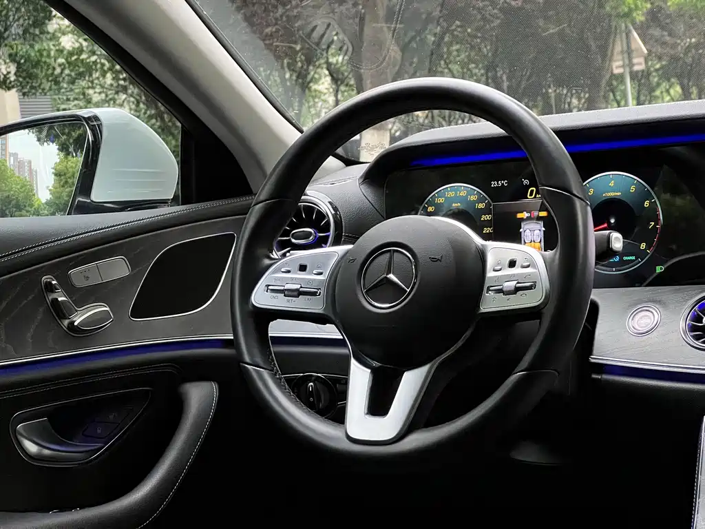 Mercedes-Benz CLS — миниатюра 16