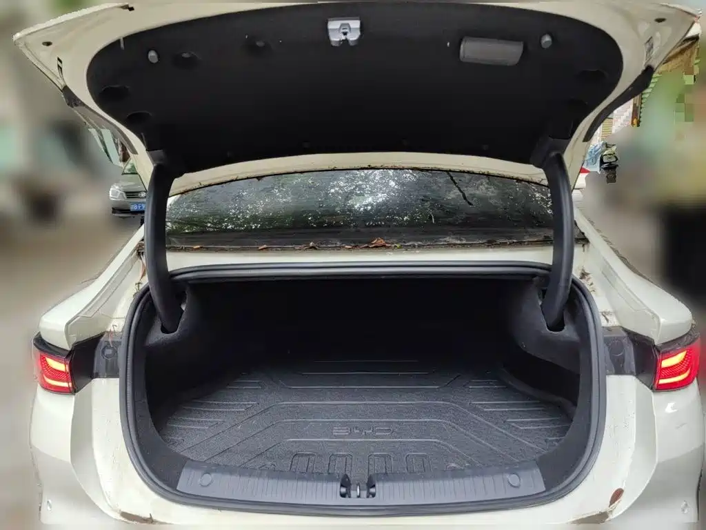 BYD Seal 06 — миниатюра 10