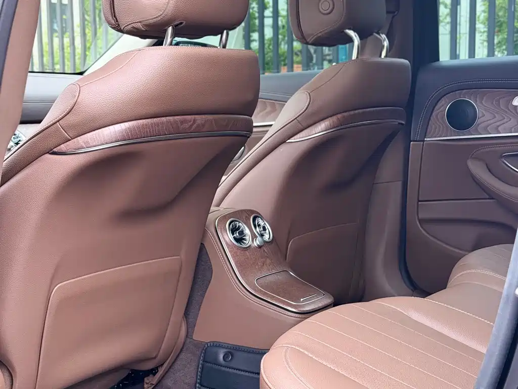 Mercedes-Benz E-Class E 2023 E 300 L Fashion