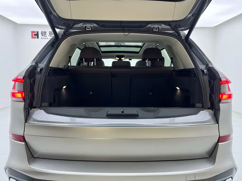 BMW X5 — миниатюра 18