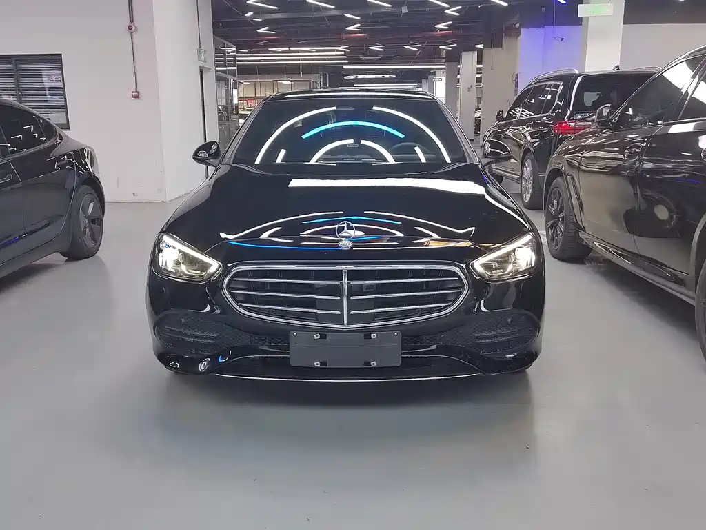 Mercedes-Benz C-Class — миниатюра 2