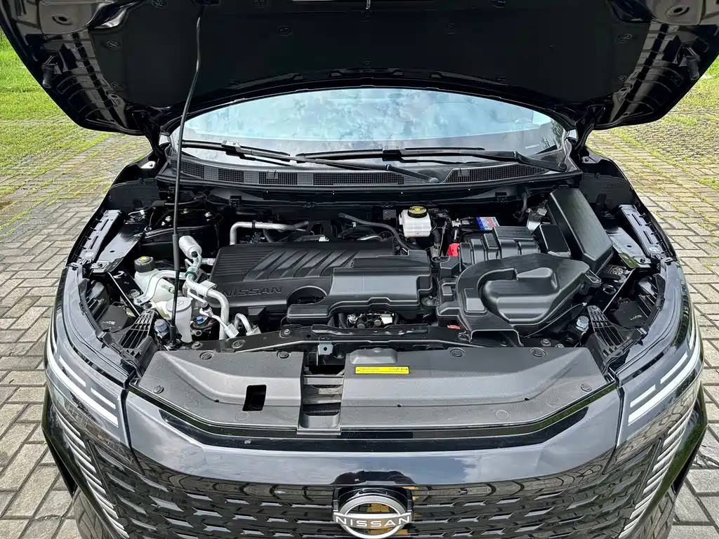 Nissan Qashqai — миниатюра 17