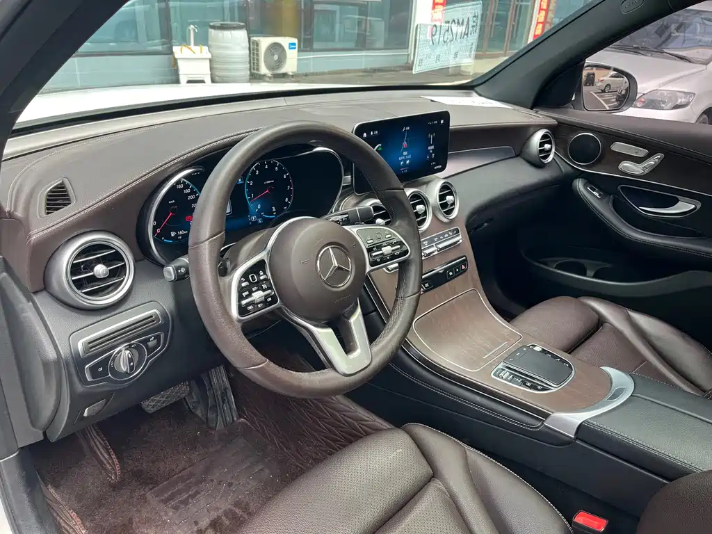 Mercedes-Benz GLC — миниатюра 4