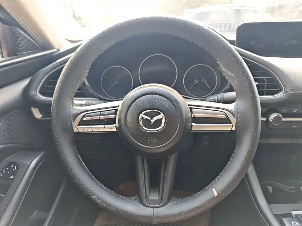 Mazda 3 Axela — миниатюра 13