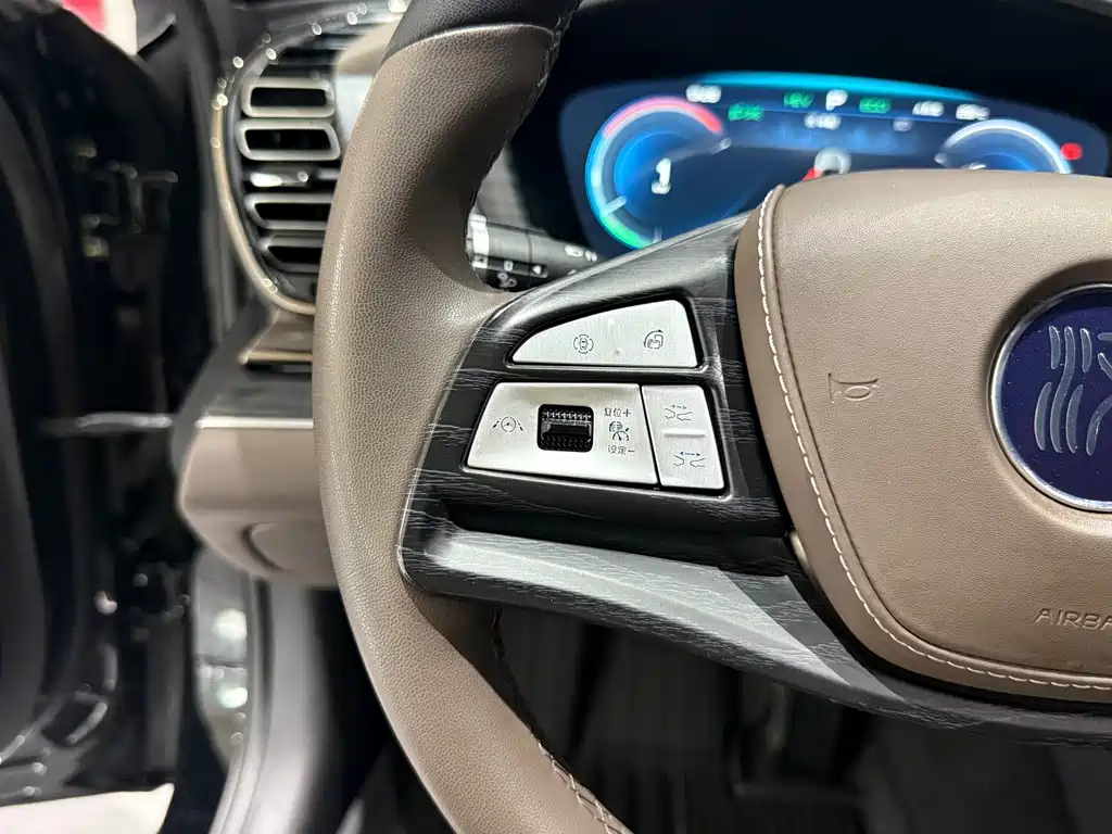 BYD Han — миниатюра 18