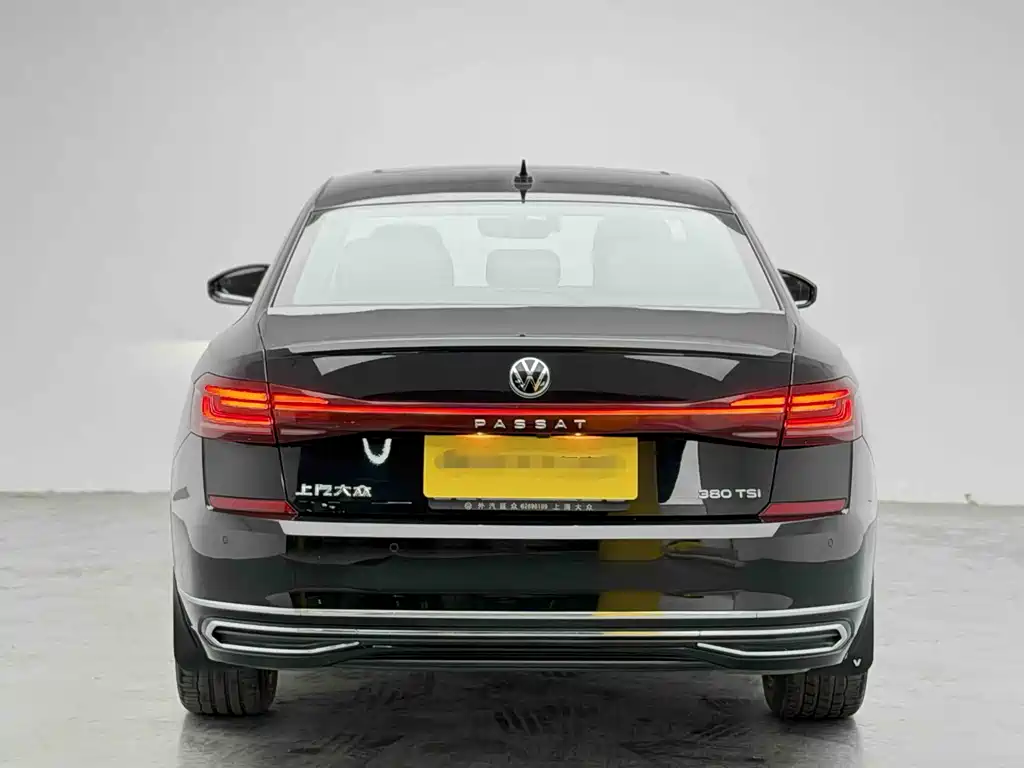Volkswagen Passat 2024 380TSI Elite