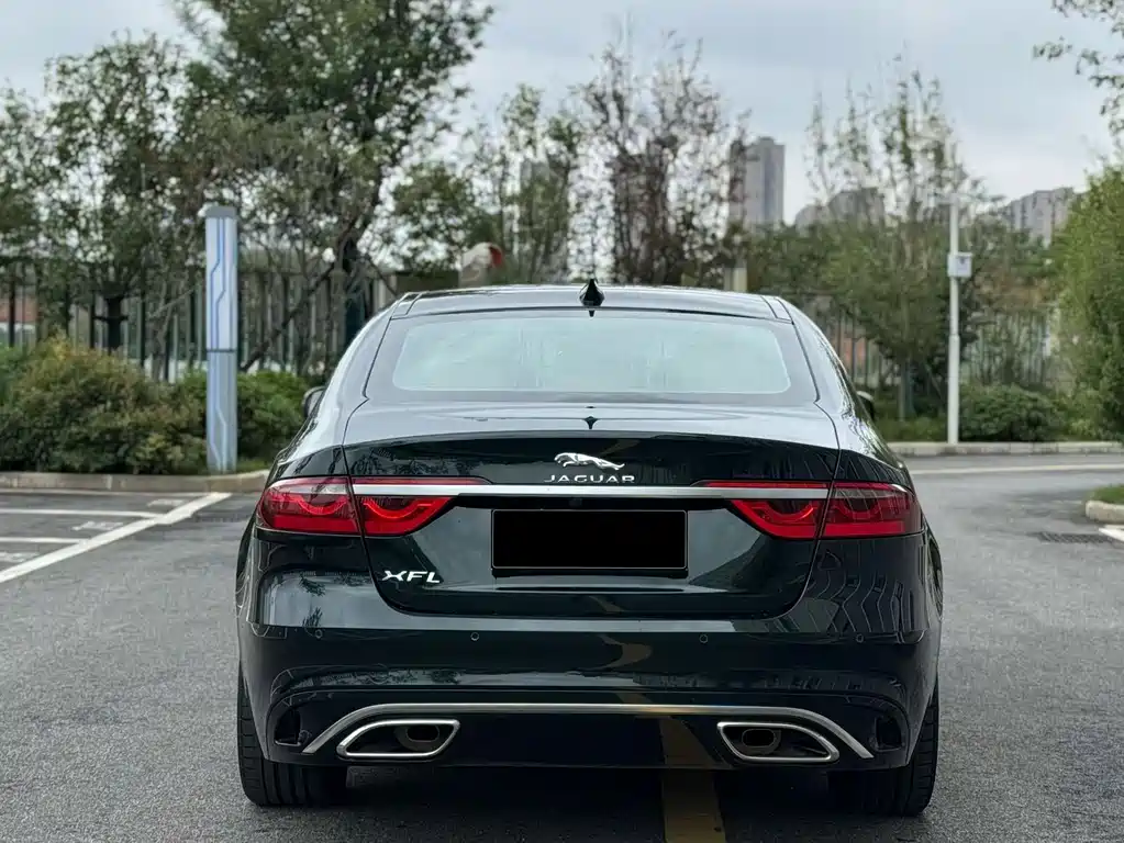 Jaguar XFL — фотографии объявления, Фото 16