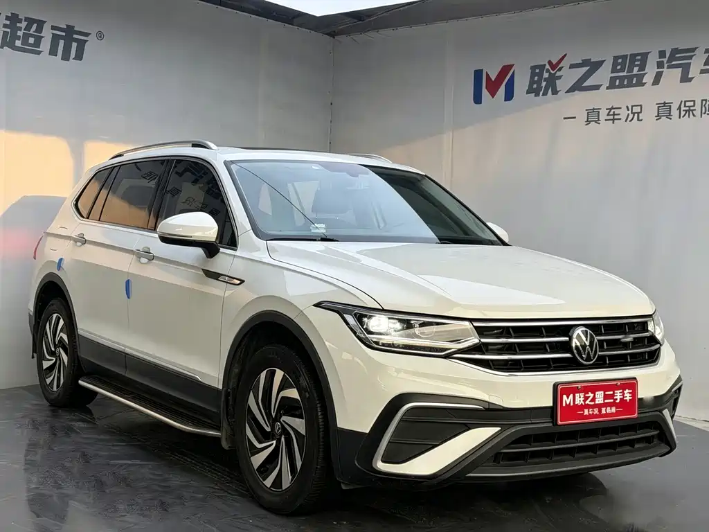 Volkswagen Tiguan L — миниатюра 3