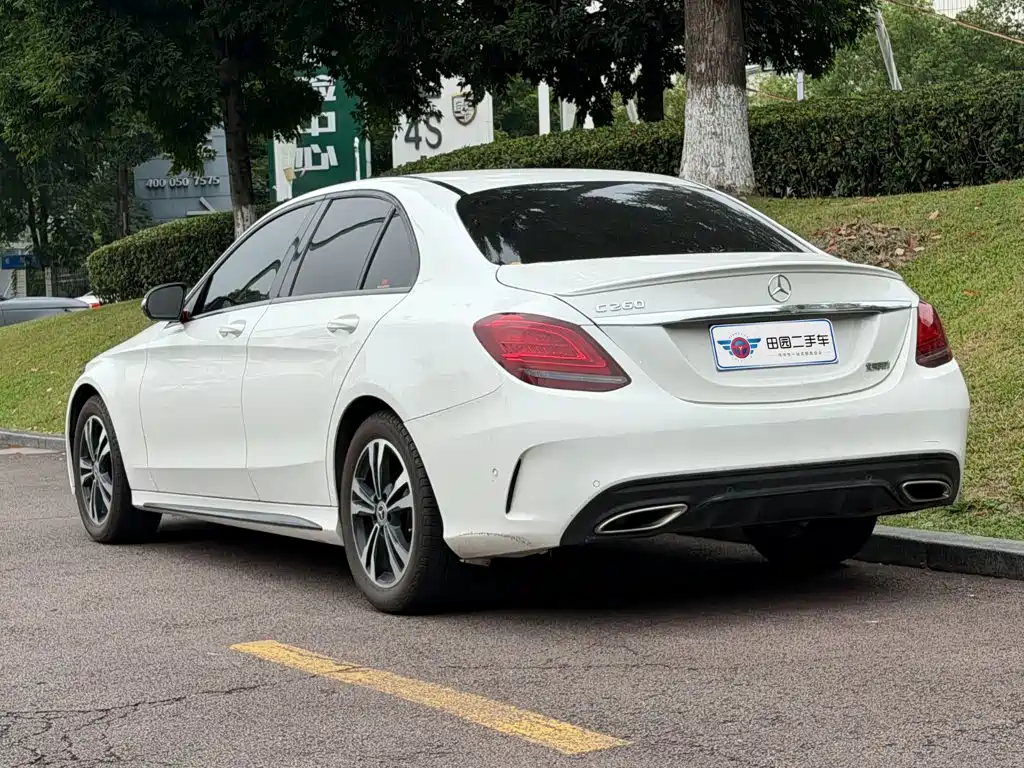 Mercedes-Benz C-Class — миниатюра 4