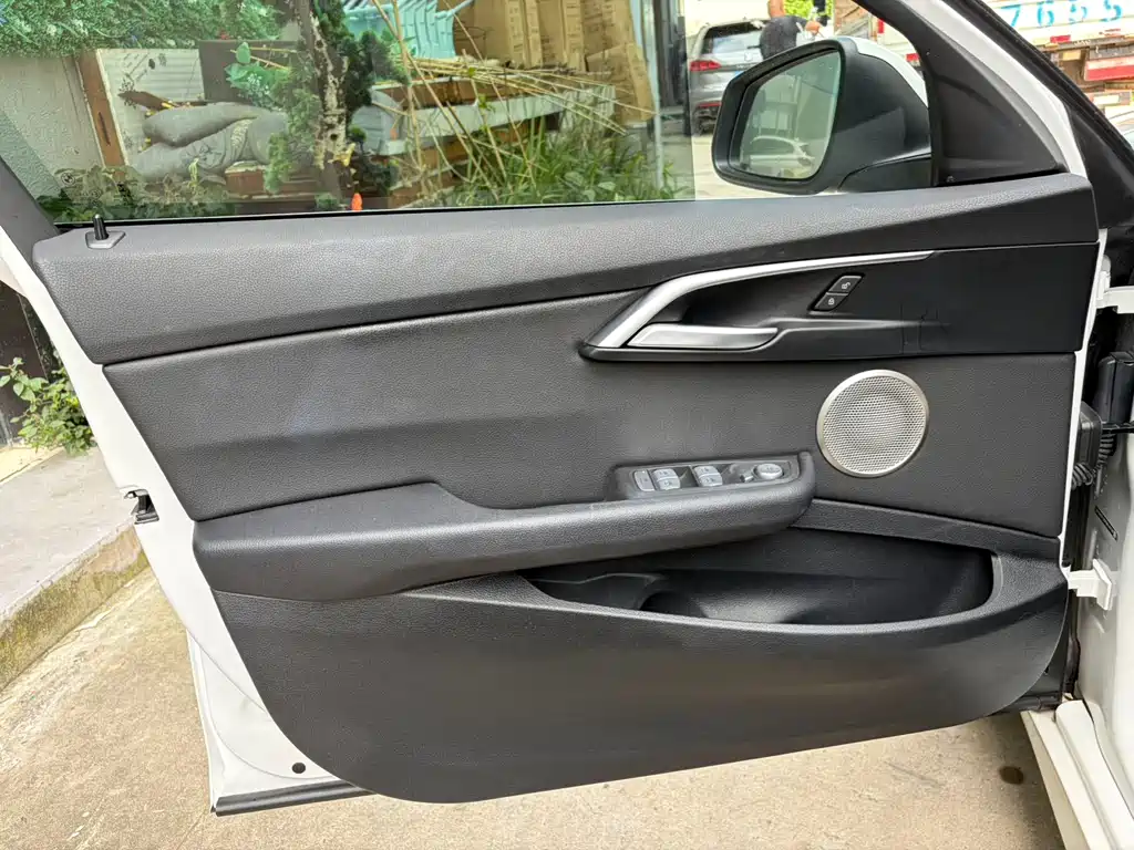 BMW 1 Series — миниатюра 15