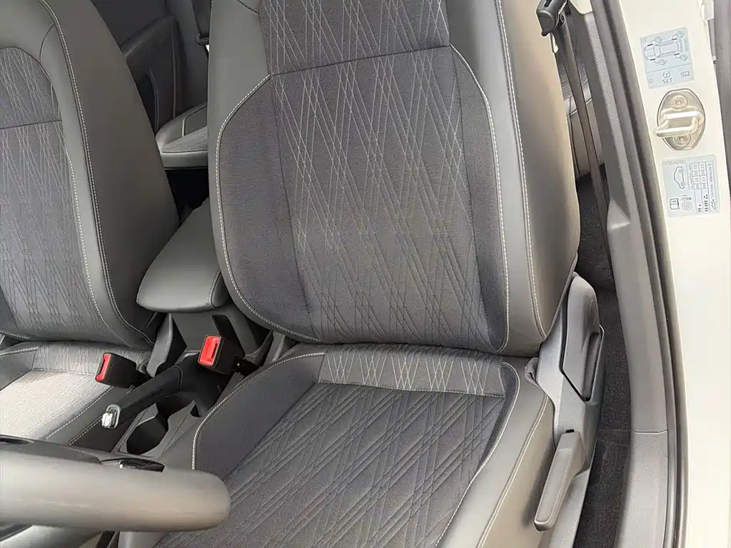 Volkswagen T-Cross — миниатюра 6