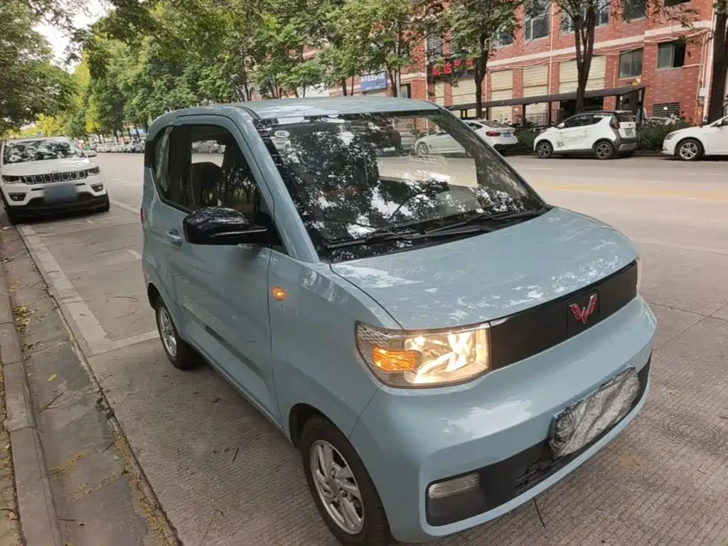 Wuling MINIEV — миниатюра 4