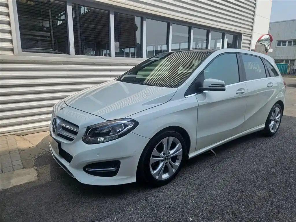 Mercedes-Benz B-Class 2019
