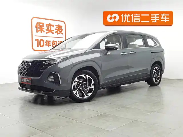 HYUNDAI KUSTU