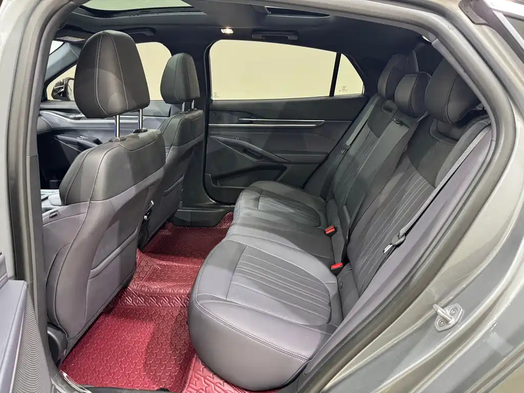 Ford Mondeo — миниатюра 11