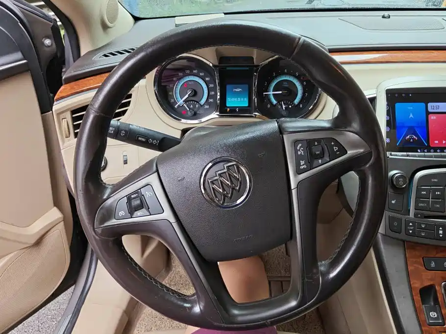 Buick LaCrosse — миниатюра 15