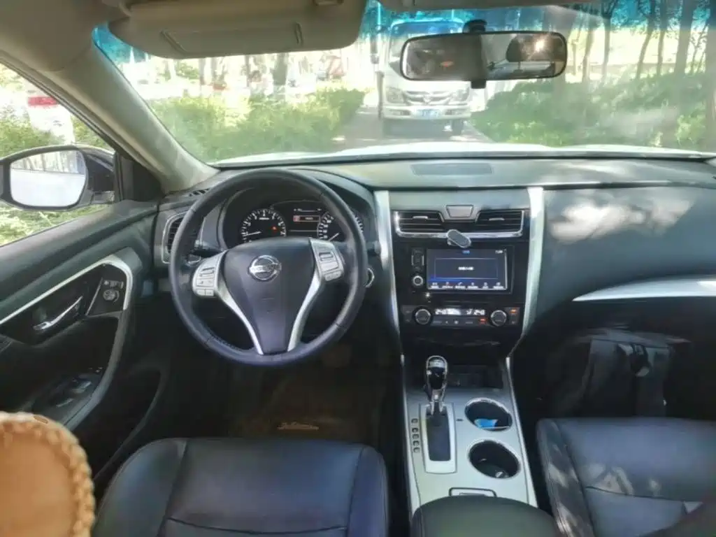 Nissan Teana — миниатюра 11