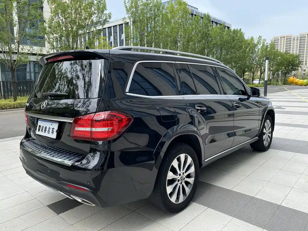 Mercedes-Benz GLS — миниатюра 9