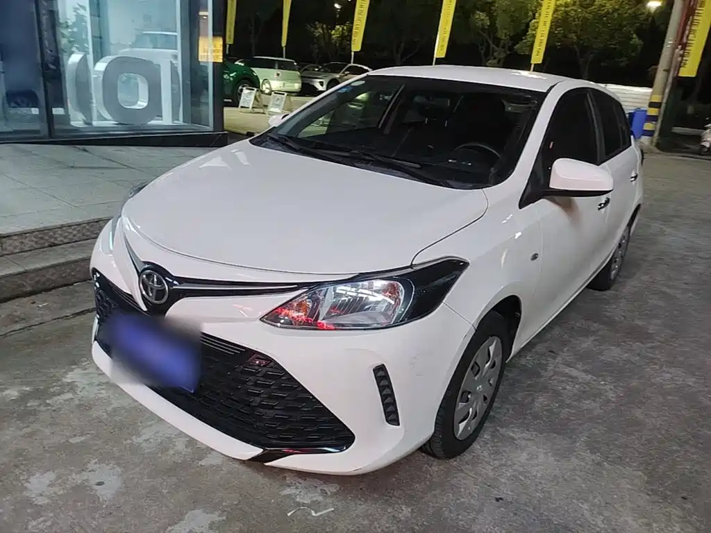 Toyota Vios FS — миниатюра 2