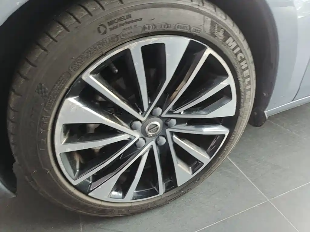 Volvo S60 — миниатюра 23