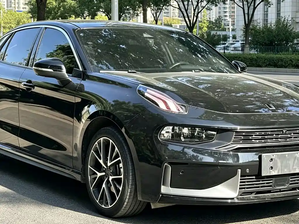 Lynk & Co 03 — миниатюра 3