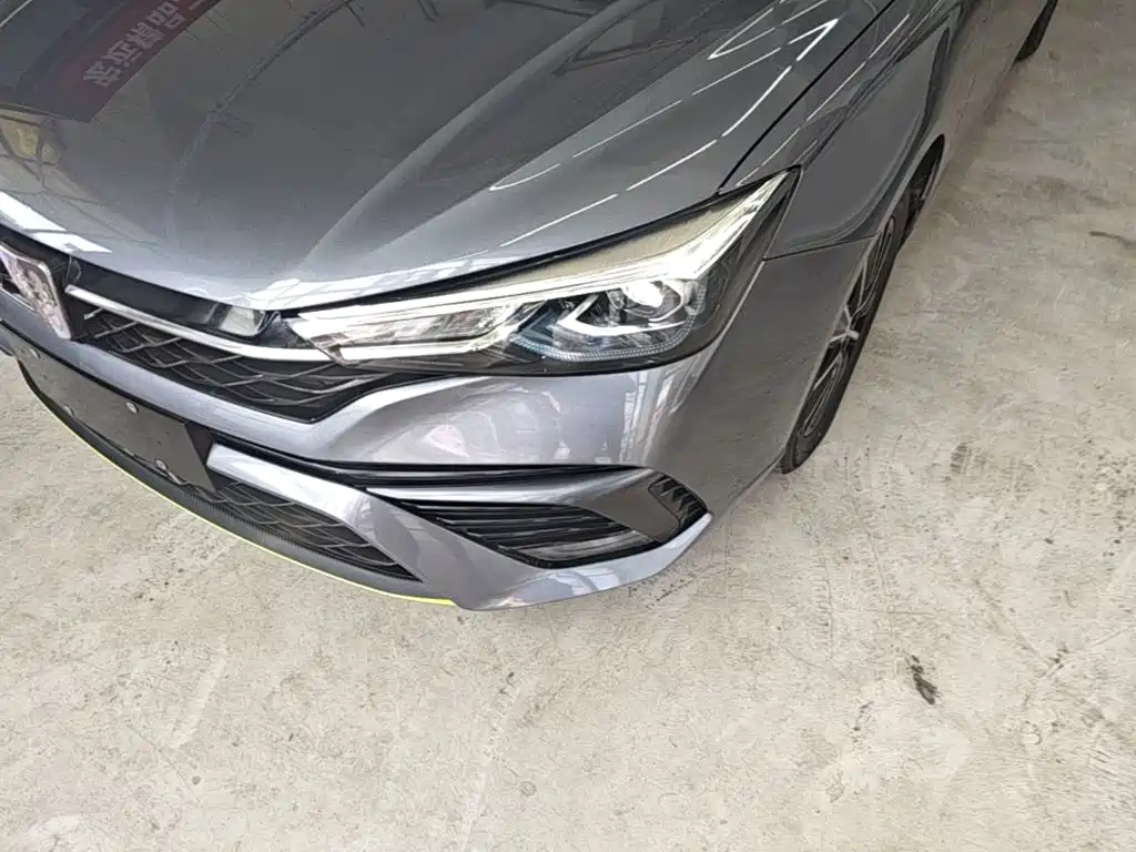 Roewe i5 — миниатюра 24
