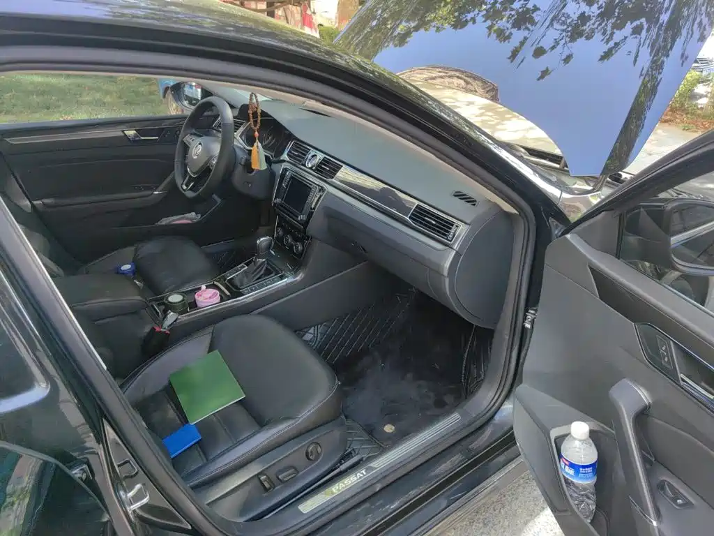 Volkswagen Passat — миниатюра 18