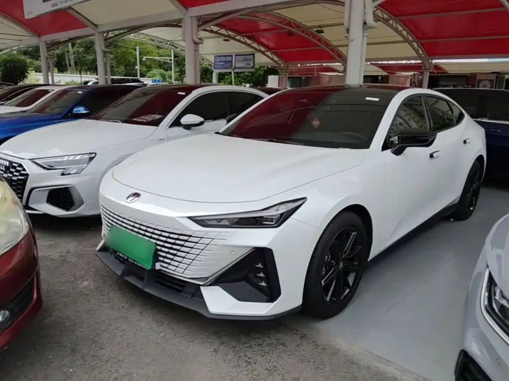 Changan UNI-V — миниатюра 2