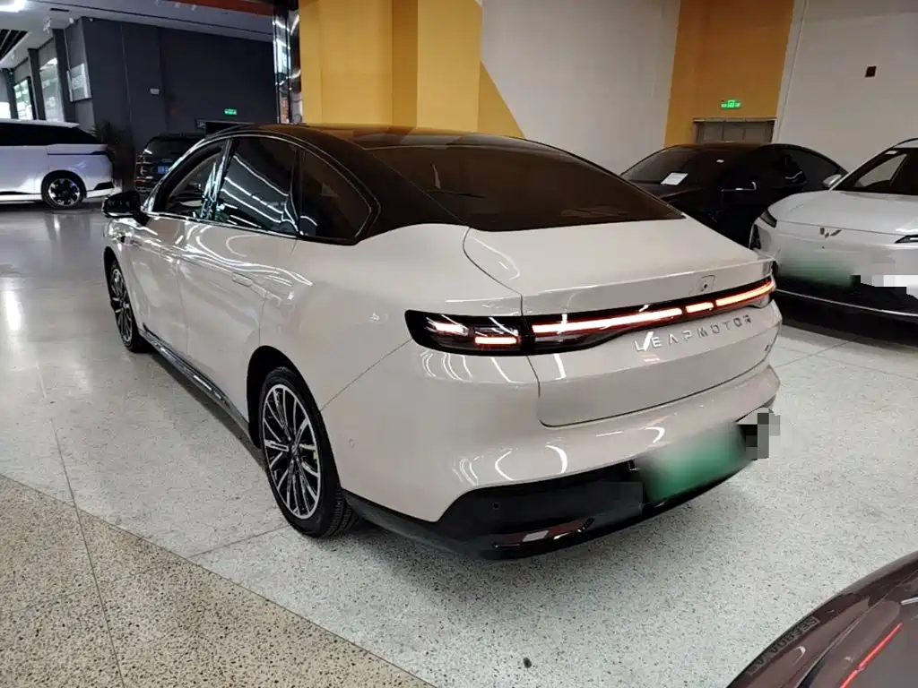 Leapmotor Ноль один. — миниатюра 5