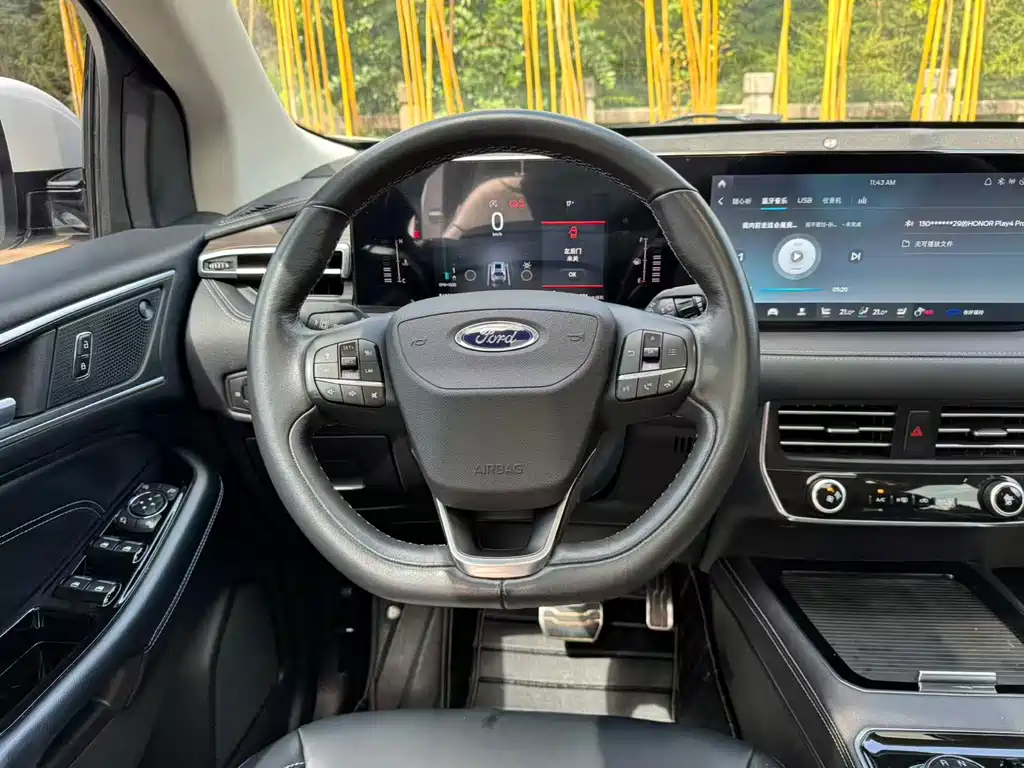 Ford Edge — миниатюра 17