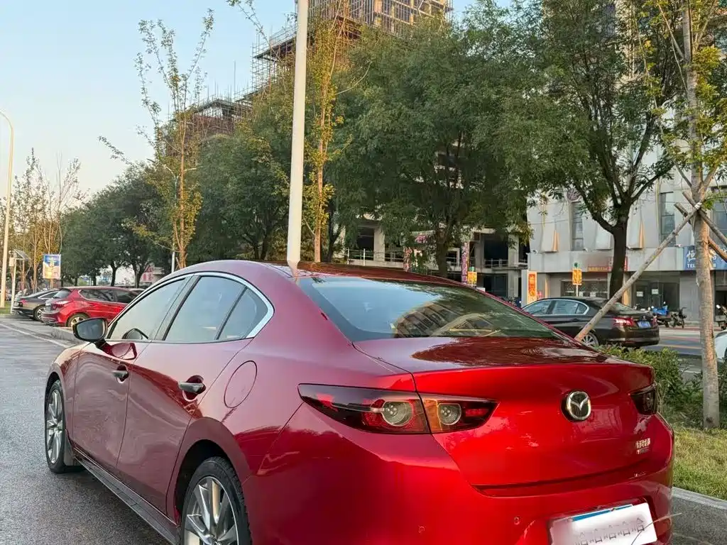Mazda 3 Axela — миниатюра 8