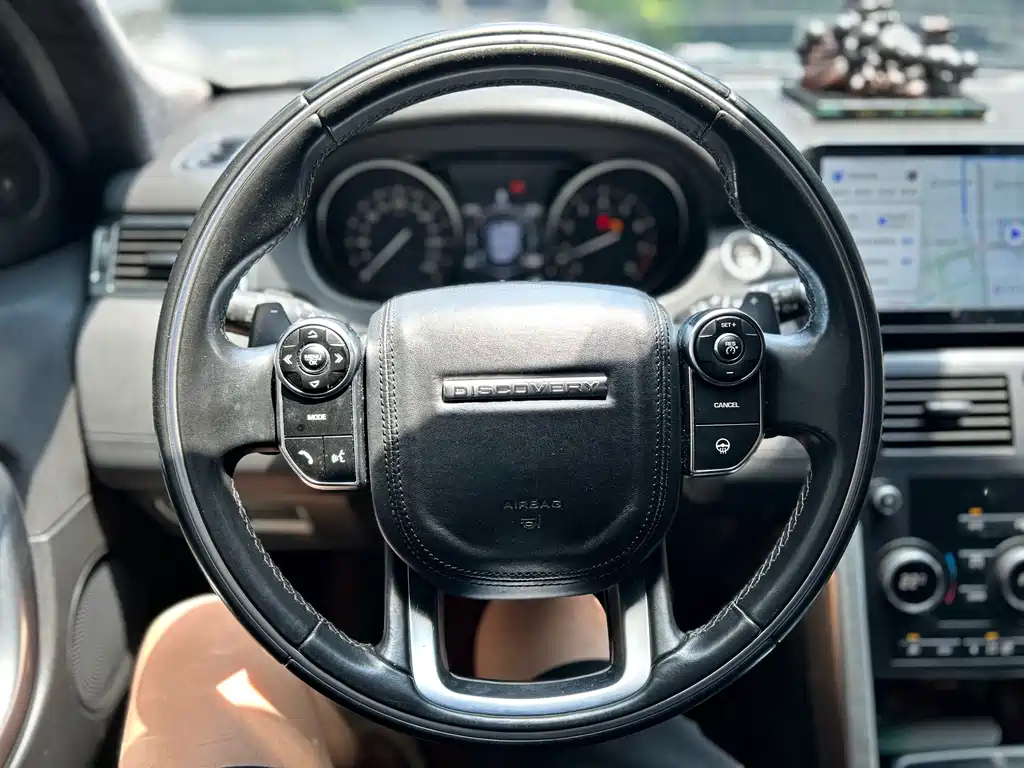 Land Rover Discovery Sport — миниатюра 9