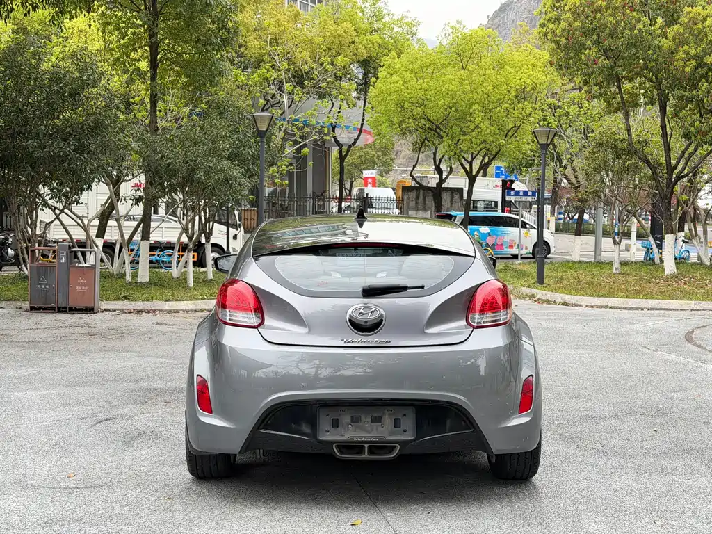 Hyundai Veloster — миниатюра 5