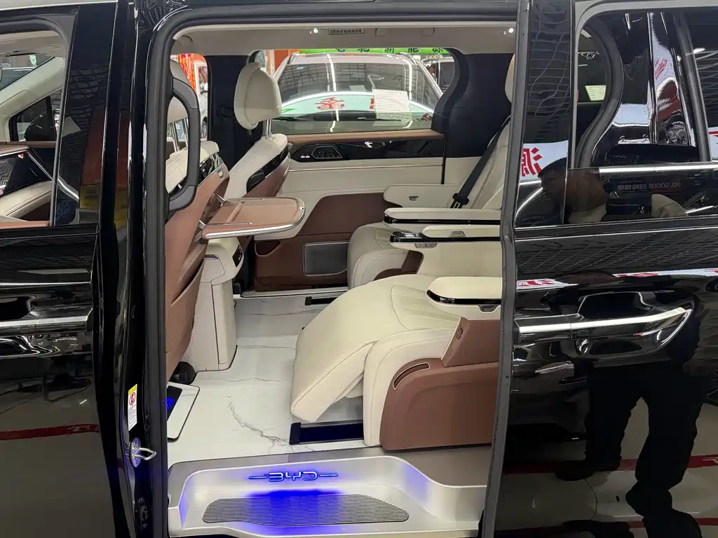 BYD Xia — миниатюра 16