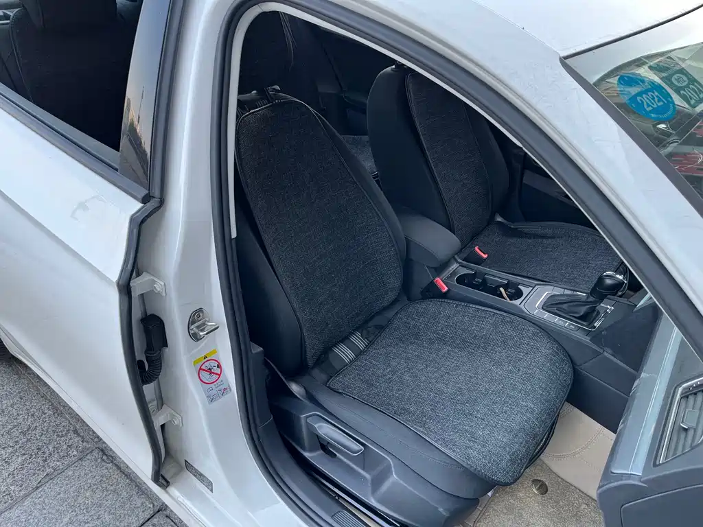 Volkswagen Lamando — миниатюра 18