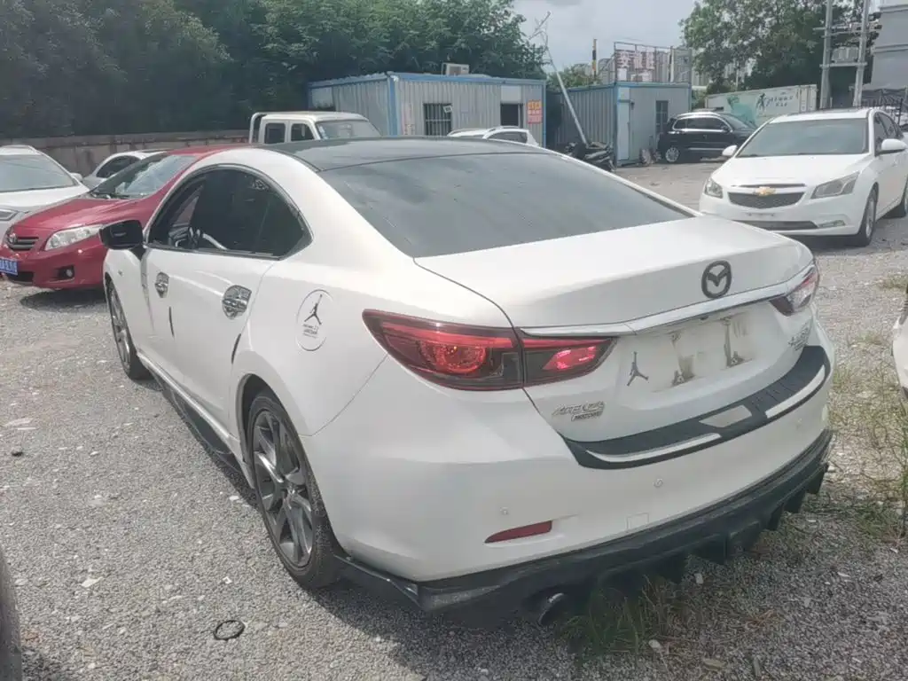 Mazda Atenza — миниатюра 5