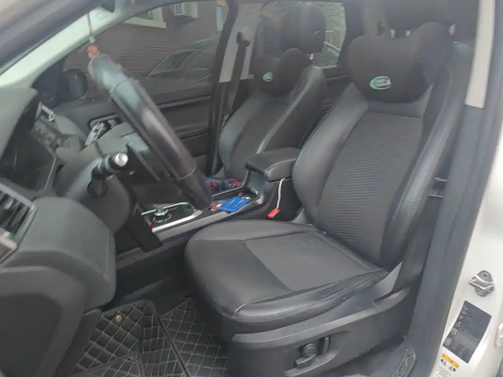Land Rover Discovery Sport — миниатюра 8