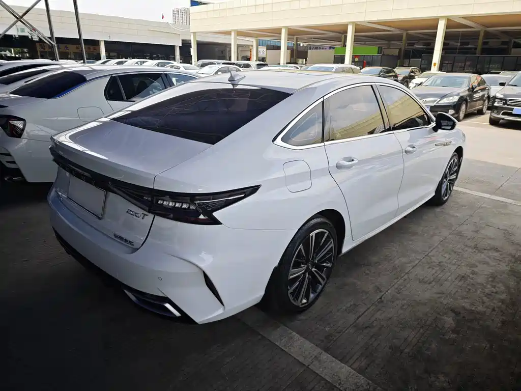Chery Arrizo 8 — миниатюра 15
