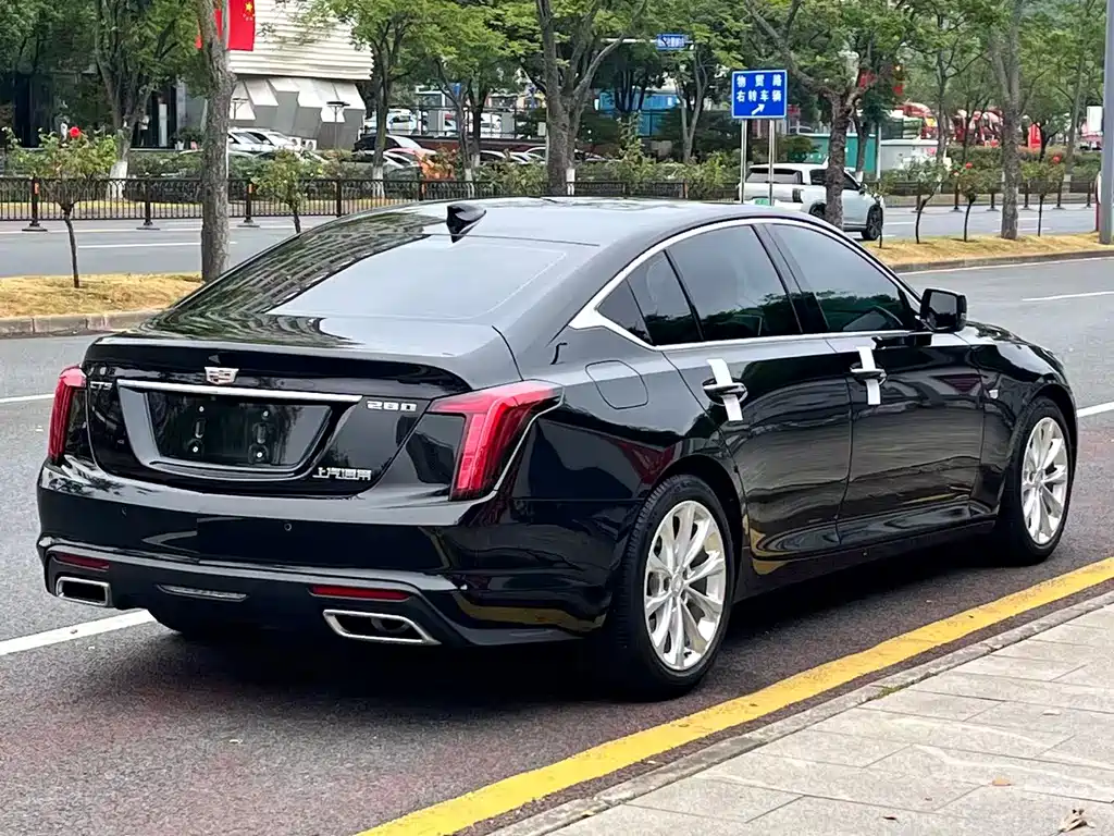 Cadillac CT5 — миниатюра 8