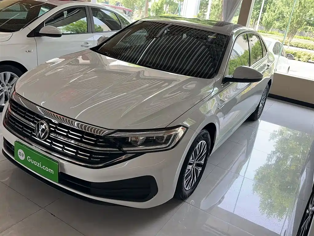 Volkswagen Sagitar 2024
