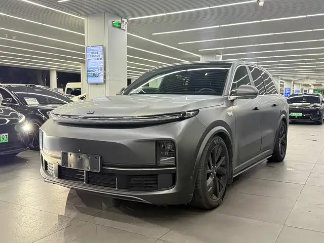 Li Auto IDEAL L8 2023