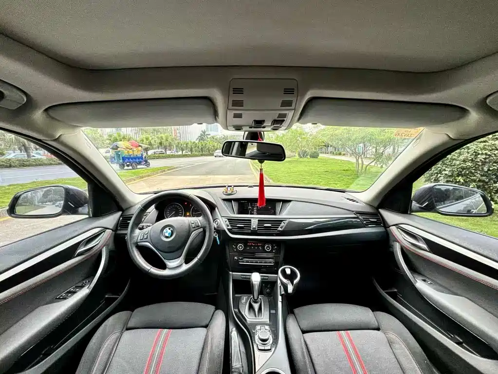 BMW X1 — миниатюра 12