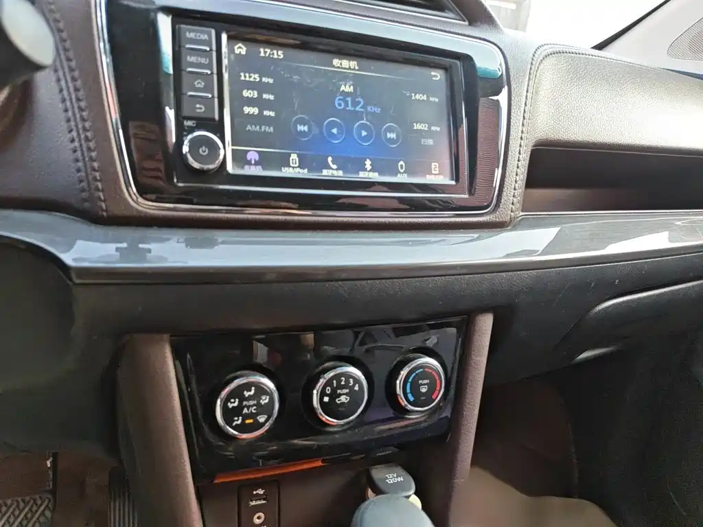 Venucia M50V — миниатюра 6