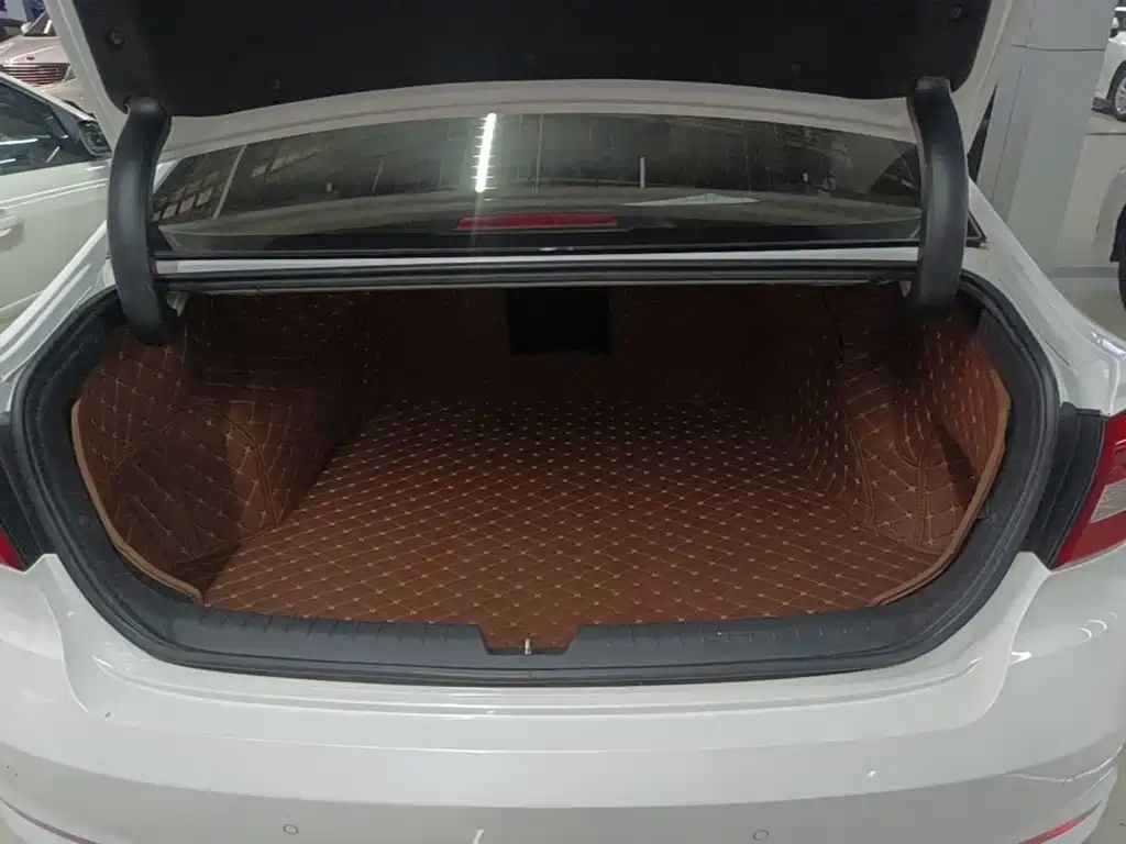 Hyundai Sonata — миниатюра 19